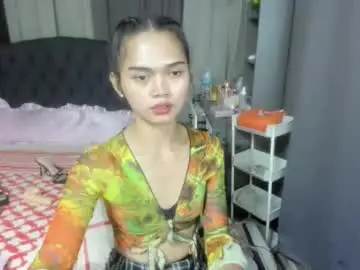 Chaturbate Free Porn Cam of naughty_emmats