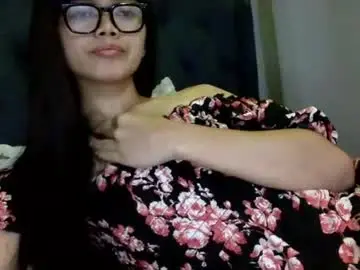 Chaturbate Nude Webcam of naughty_emmats