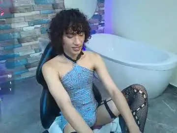 Chaturbate Best live sex cam show of chipi_tay