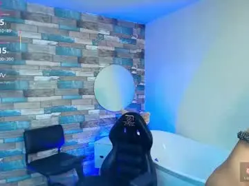 Chaturbate Best live sex cam show of chipi_tay