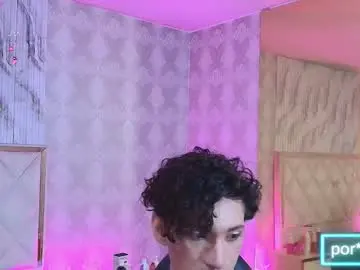 Chaturbate Adult Webcam of chipi_tay