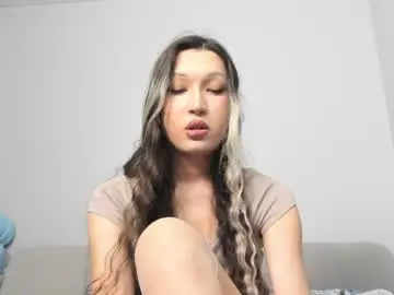 Chaturbate Live Sex Cam of wiseenoughlamb