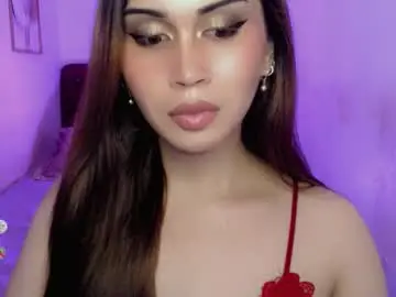 Chaturbate Best live sex cam show of cloudia_babe