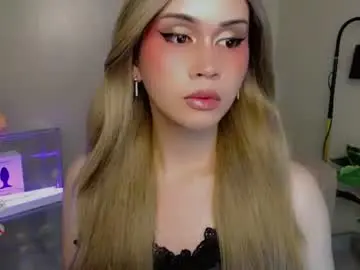 Chaturbate Watch Live Sex Cams of cloudia_babe