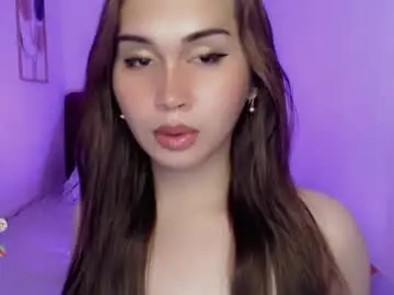 Chaturbate Live Sex Cam of cloudia_babe