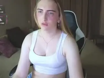 Chaturbate Best live sex cam show of moni_noir