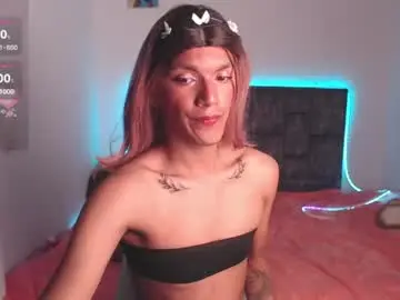 Chaturbate Watch Live Sex Cams of sophi_lu1