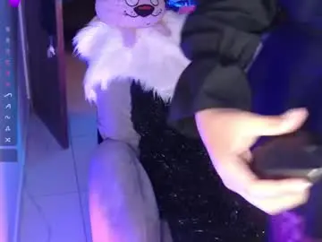 Chaturbate Watch Live Sex Cams of suki_lane