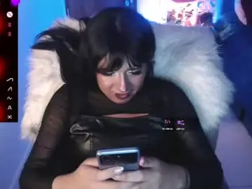 Chaturbate Live Sex Cam of suki_lane