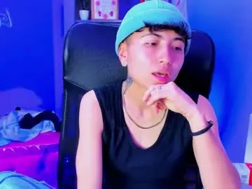 Chaturbate Live Sex Cam of im_mathias