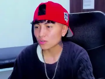 Chaturbate Live Sex Cam of im_mathias