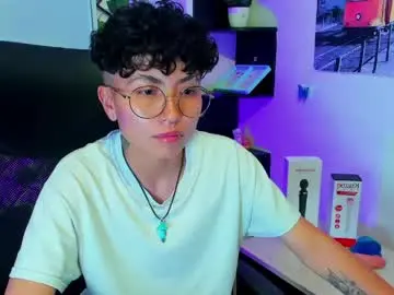 Chaturbate Live Sex Cam of im_mathias