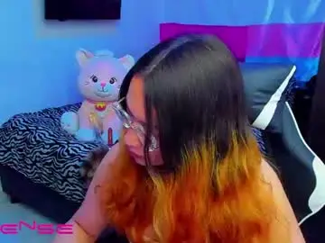 Chaturbate Watch Live Sex Cams of lillykittyyy