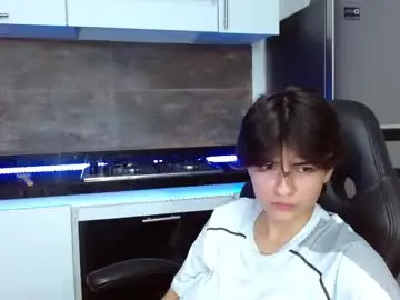 Chaturbate Live Porn of bryce_evans