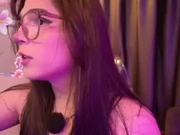 Chaturbate Adult Webcam of yuri_stars