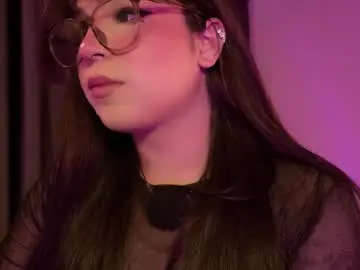 Chaturbate Best live sex cam show of yuri_stars