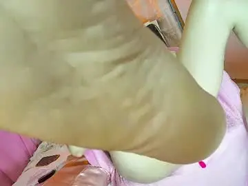Chaturbate Live Sex Cam of queenyfox