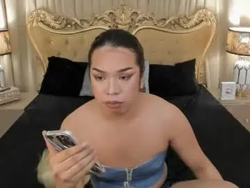 Chaturbate Free Porn Cam of monstercock_olivia