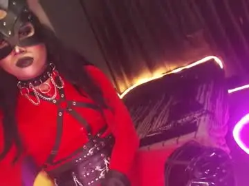 Chaturbate Adult Webcams of your_queen_desire