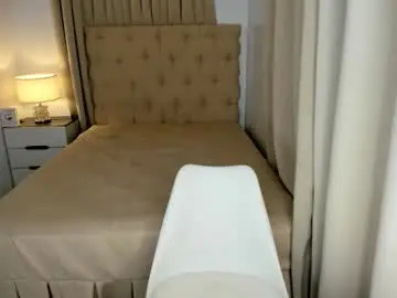 Chaturbate Watch Live Sex Cams of xdropgorgeous_onlyamira