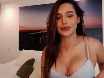 Chaturbate Best live sex cam show of diione