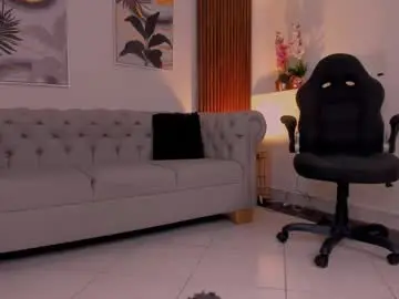 Chaturbate Adult Video Chat of isa_little_star