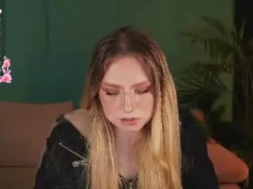 Chaturbate Live Sex Cam of jes_solar