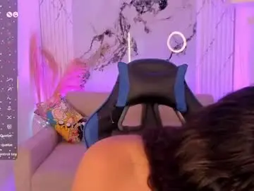 Chaturbate Live Sex Cam of camila_harperr