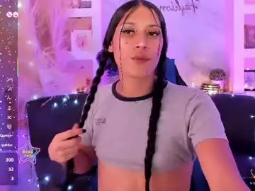 Chaturbate Best live sex cam show of camila_harperr