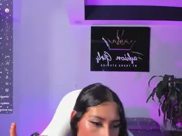 Chaturbate Free Porn Cam of camila_harperr