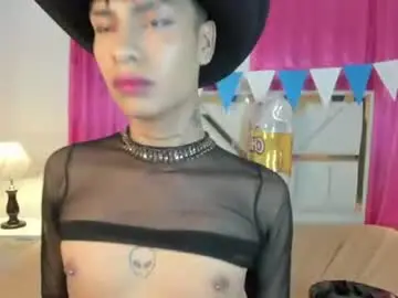 Chaturbate Live Sex Cam of exotic_april