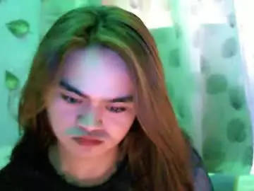 Chaturbate Sex Cam of chinny_fuckdoll