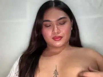 Chaturbate Live Sex Cam of yllanahard
