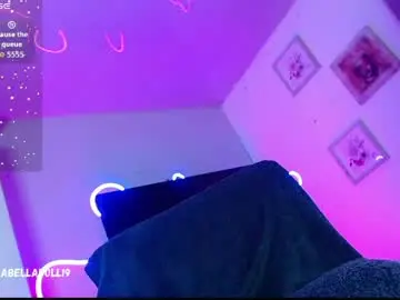Chaturbate Live Porn of isabelladoll_19
