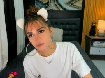 Chaturbate Live Sex Cam of alondrasvenom69