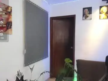 Chaturbate Adult Video Chat of shellsy_hans