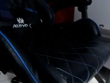 Chaturbate Live Sex Cam of alan_stark
