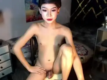 Chaturbate Free Live Porn of asianpetitehugecock