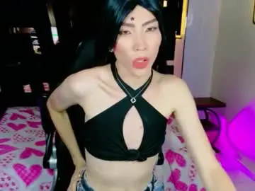 Chaturbate Live Sex Cam of thamara_robertss