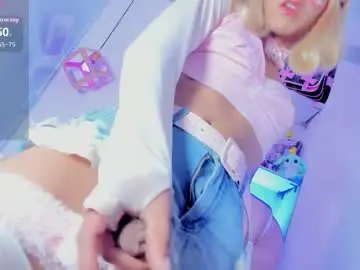 Chaturbate Watch Live Sex Cams of danniigrovers