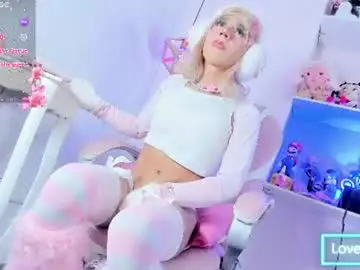 Chaturbate Watch Live Sex Cams of danniigrovers