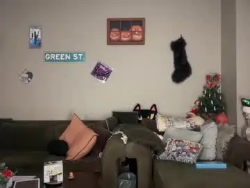 Chaturbate Watch Live Sex Cams of greenxxxqueen