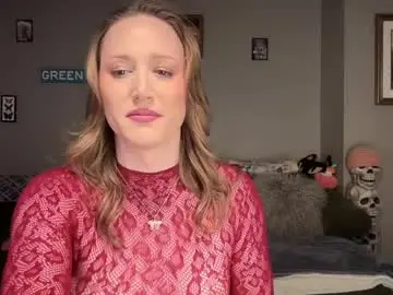 Chaturbate Sex Cam of greenxxxqueen