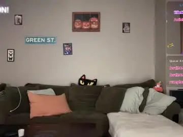 Chaturbate Watch Live Sex Cams of greenxxxqueen