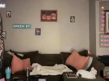 Chaturbate Free Porn Cam of greenxxxqueen
