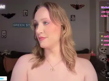 Chaturbate Free Live Porn of greenxxxqueen