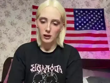 Chaturbate Adult Video Chat of llinabarbie