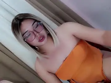 Chaturbate Nude Webcam of wildbarbie_69