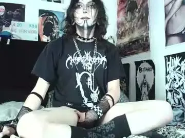 Chaturbate Live Sex Cam of kiiller_queen