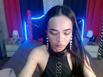Chaturbate Live Sex Cam of ivone_twinkle